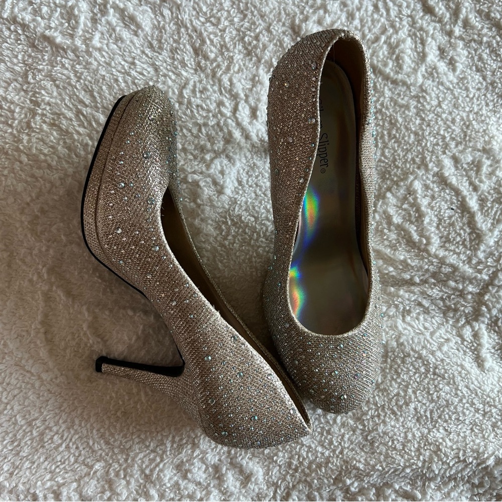 Silver Slipper, Gold Tone Elegant Rhinestone Embellished Heels